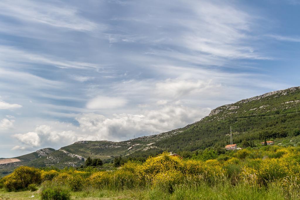 Panorama Holidays Kastel Stari Bagian luar foto